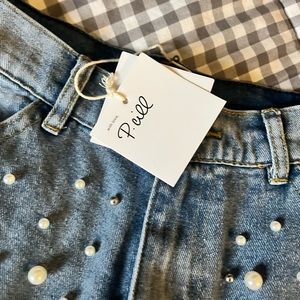 P Cill women’s medium shorts